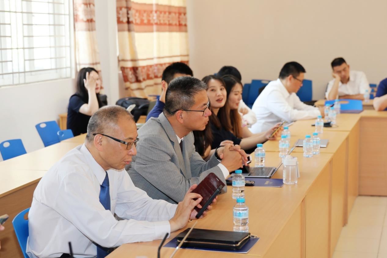 兰迪首届海外投资法律论坛在老挝琅勃拉邦成功举办